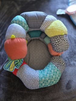Infantino 2-in-1 Tummy Time! Like New Condition