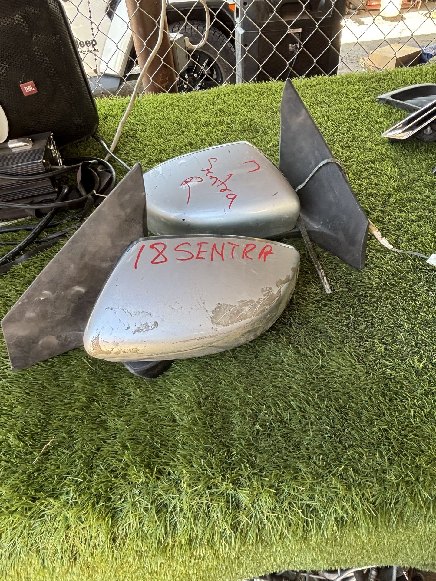 2018 Nissan Sentra L & R Side Mirrors Pair