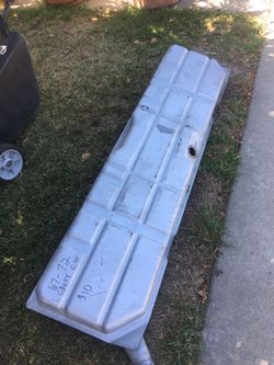 67-72 C10 gas tank
