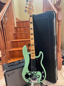 Squier Classic Vibe Precision Bass w/ Donner 30 Watt Bass Amp, Hardshell Case
