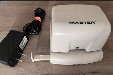 Master Martin Yale EP210 Master Electric 2-Hole Punch