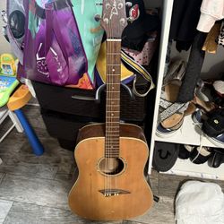 Dean Acoustic Guitar 