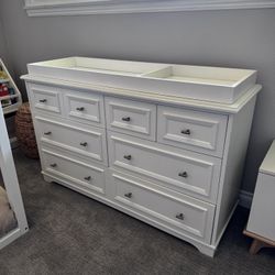 Pottery Barn Kids Furniture Dresser & Toy Box 