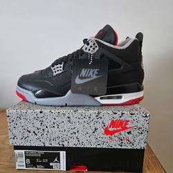 Men's sneakers and sports shoes