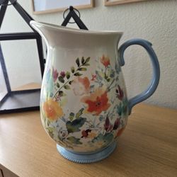 Pioneer Woman 3.2 Quart Willow Pitcher New**