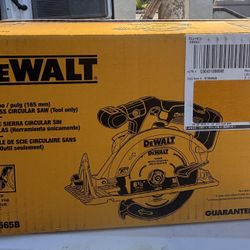 Dewalt 6-1/2” Brushless Circular Saw