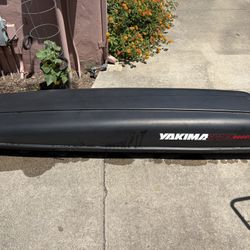 Yakima Roof Rack And Space Booster Cargo Box
