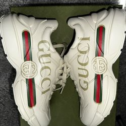 Gucci shoes 