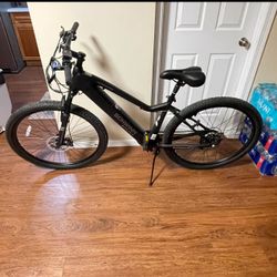 Schwinn Ridgewood 29” Electric Bike, Aluminum, 7 Speed, 18” Aluminum Frame 