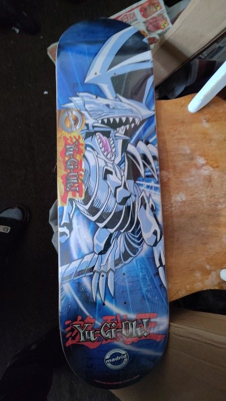 Blue Eyes White Dragon Skateboard Deck Yu-Gi-Oh Madrid
