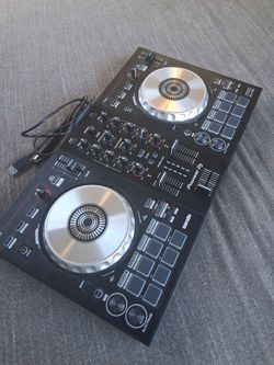 Pioneer DJ DDJ-SB3 DJ Controller