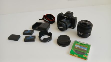 Canon Eos M50 with 2 lenses