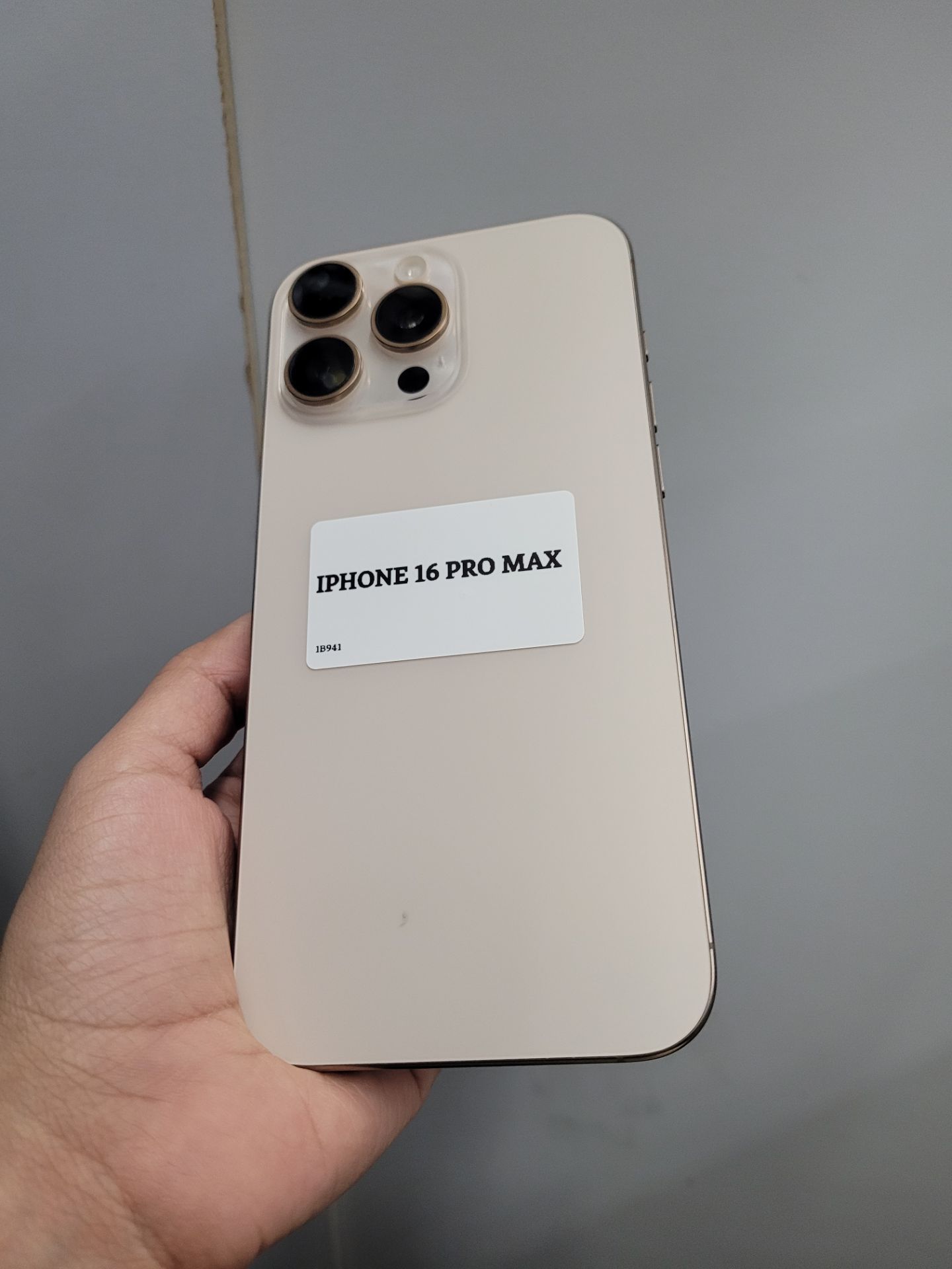 IPhone 16 Pro Max