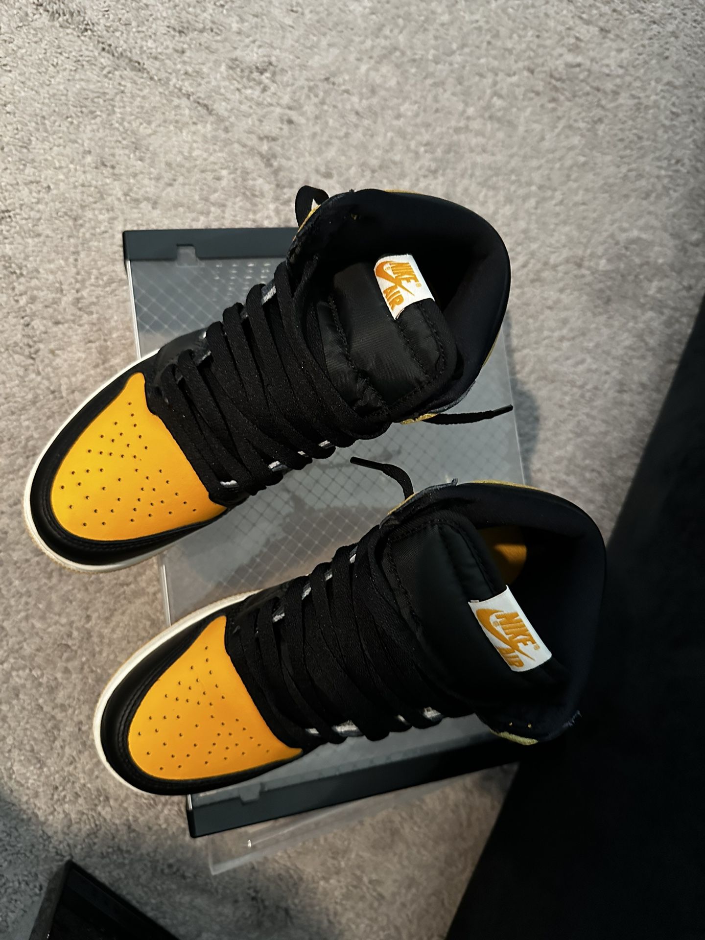 Nike Air Jordan 1