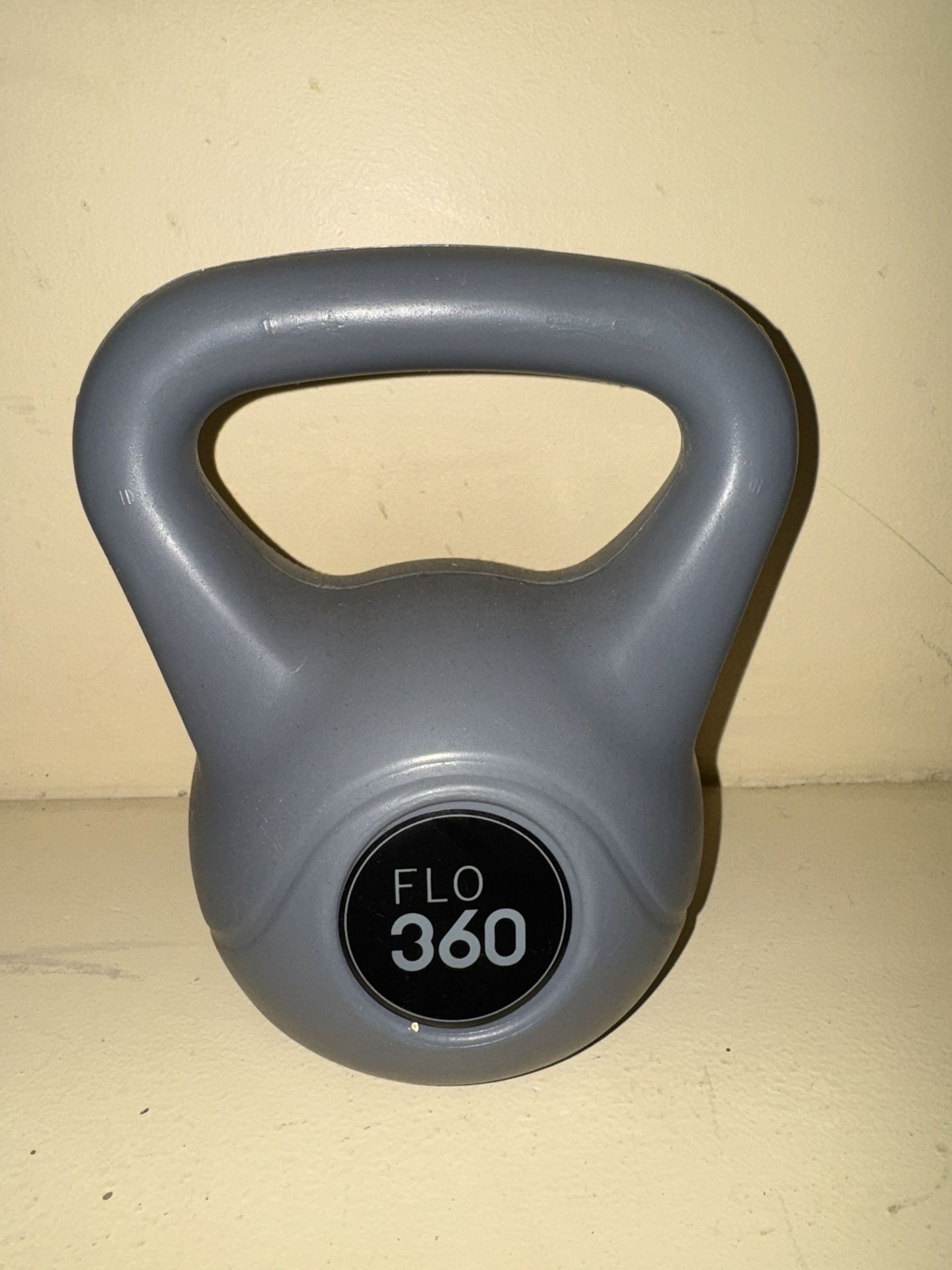 10 LB (pound) kettlebell