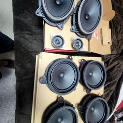 5th Gen 4runner Factory Speakers, Full Set