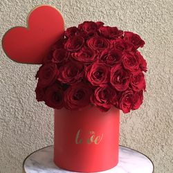 Valentines Day Are You Ready To Give Your Love One This Beautiful Flower Arrangement ?