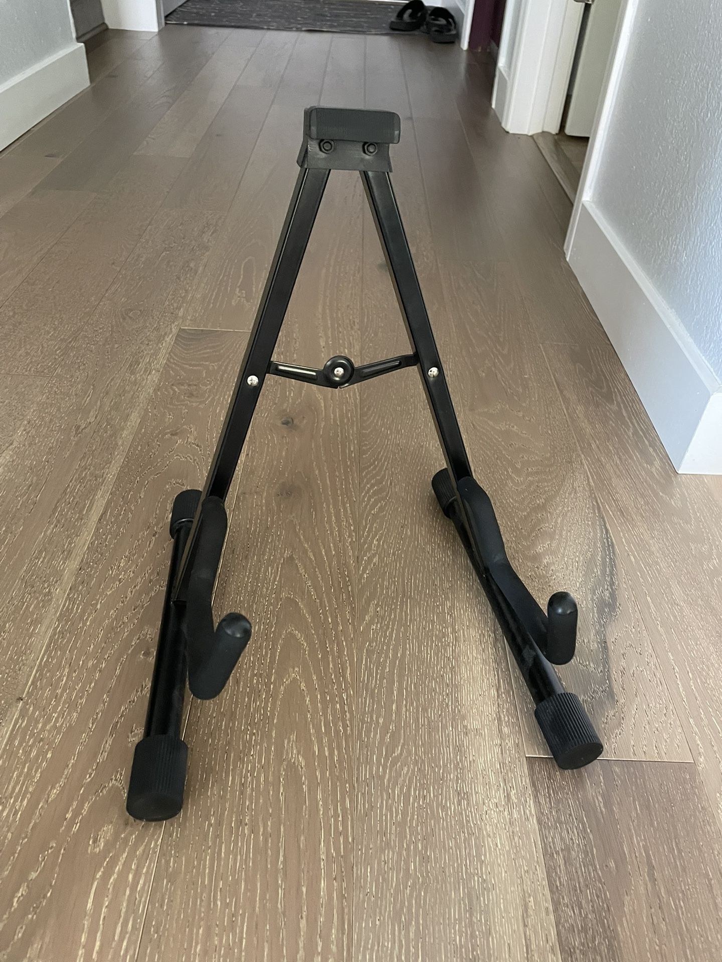 Guitar Stand