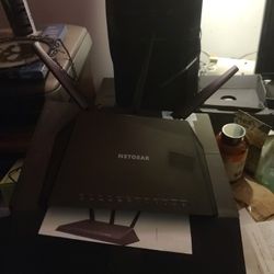 Nighthawk AC1750 Router