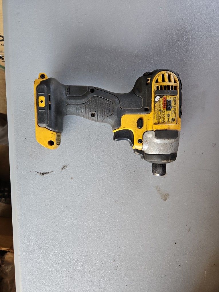 Dewalt 1/4" Impact
