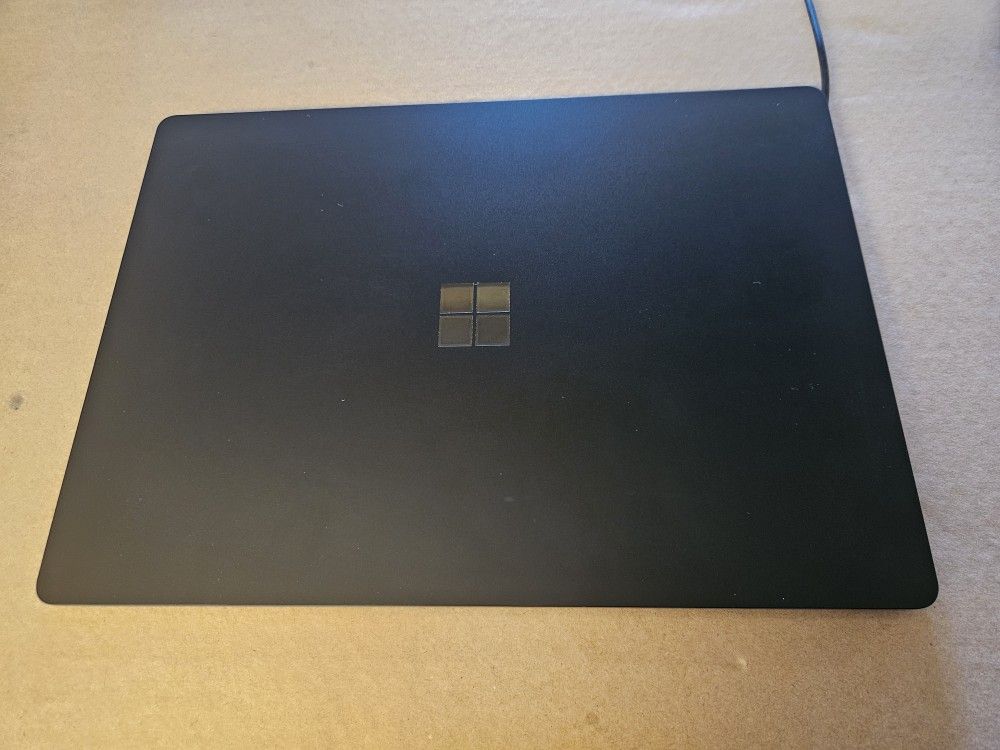 Microsoft Surface Laptop 3 i7 32gb Ram 1TB SSD Drive 3.0ghz 14" Touchscreen Win 11 Pro