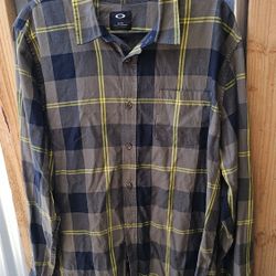 Oakley Shirt Mens XL 
 