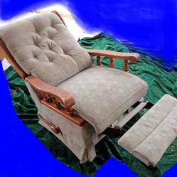Mid Century Modern  Lazy Boy rocking /recliner