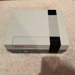 Original Nintendo NES Console