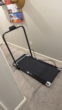 Small foldable treadmill
