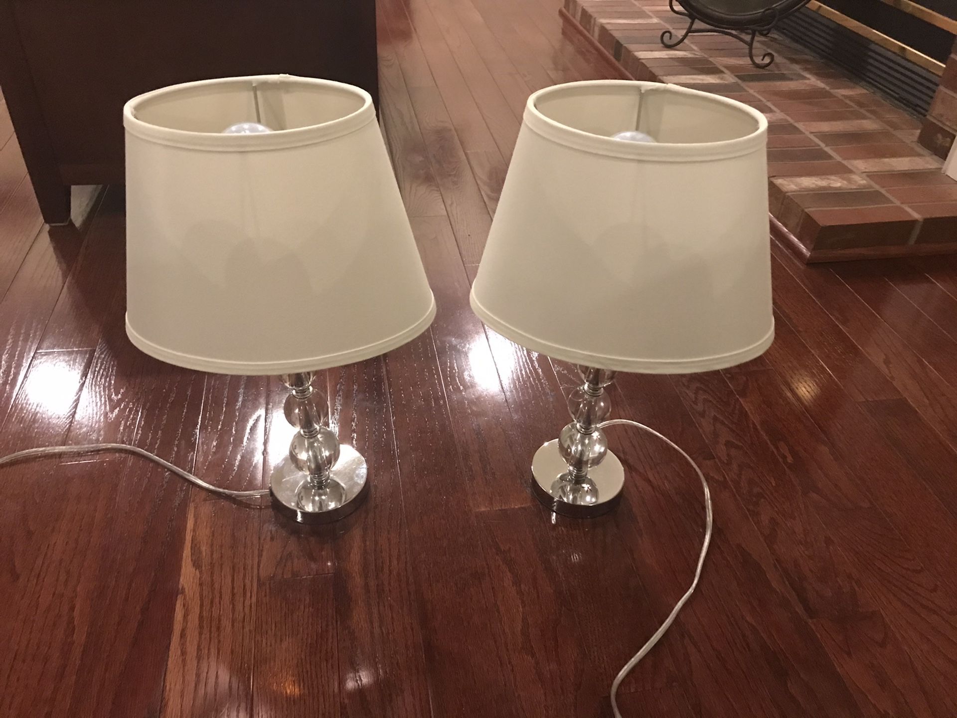 Two 19” Table lamps