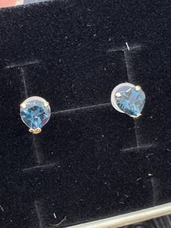 0.90 Ct London Blue Topaz In 18k Gold Stud Earrings