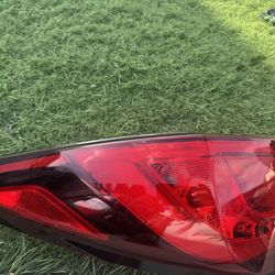 Tail light infiniti QX60 2016 to 2020