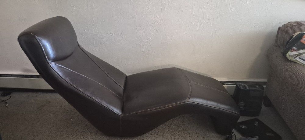 Leather Lounge Chair