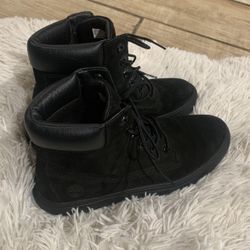 Timberland Woman Boots Size 8