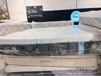 King mattress Tempurpedic LuxeBreeze medium hybrid
