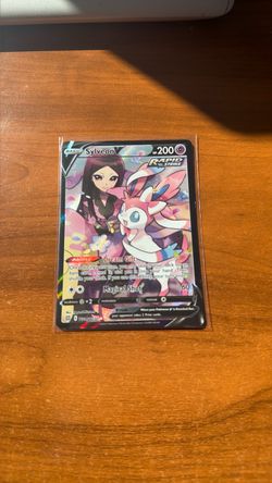 Sylveon V Pokémon Card Rapid Strike Holo