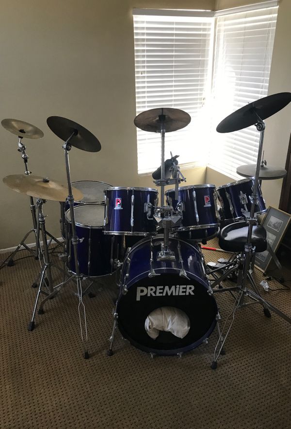 Premier Resonator 7pc drum kit with 5 cymbals and stands. Double bass