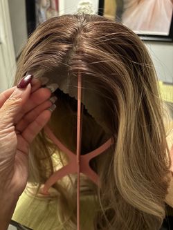 Lace Front Wig Brown to Blonde Ombre brand new in box 33$