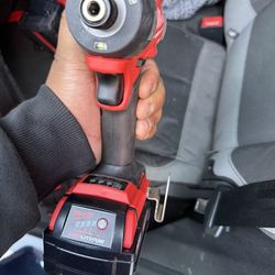 milwaukee impact drill