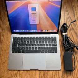 MacBook Pro 2017/16GB RAM/256GB SSD/Fully Functional 