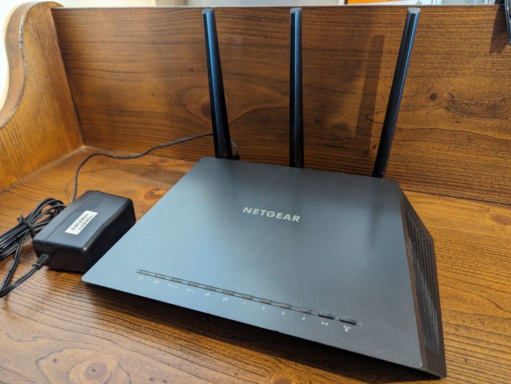 Netgear WiFi Router AC1900/R7000