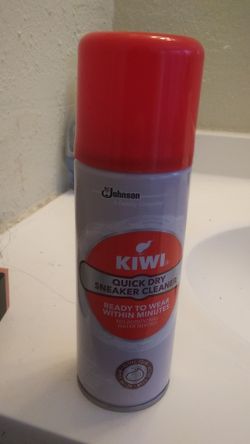 Kiwi sneaker cleaner