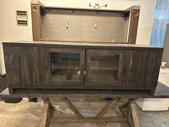 High Quality Entertainment Center