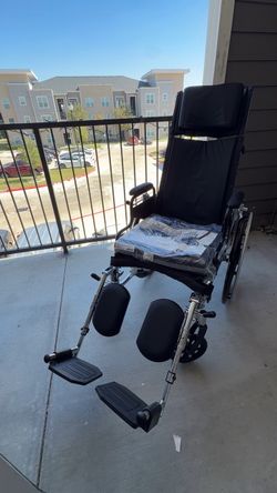 16’ Drive Medical Reclining Wheelchair with Leg Rests