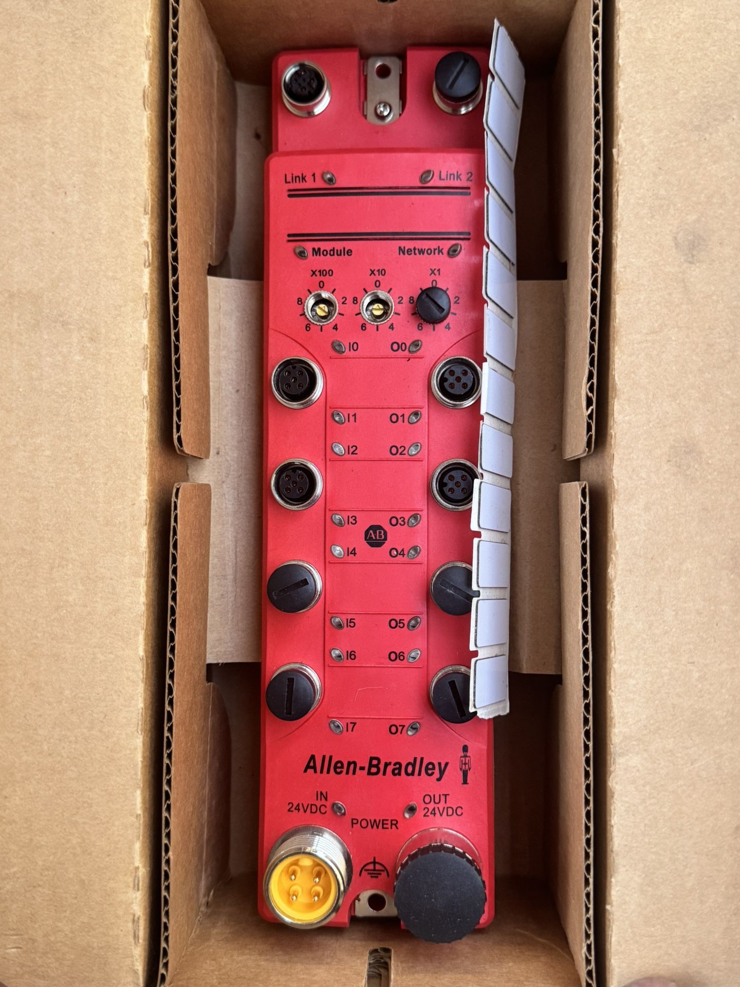 Allen-Bradley 1732ES-IB8XOB8 Safety ArmorBlock Input/Output Module IP67, 24VDC