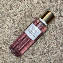 Victoria’s Secret limited edition jasmine and Elderberry perfume fragrance