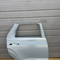 HYUNDAI PALISADE ORIGINAL NEW RIGHT REAR DOOR SHELL 2020-2024