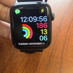Apple Watch SE with Varity Of Bands