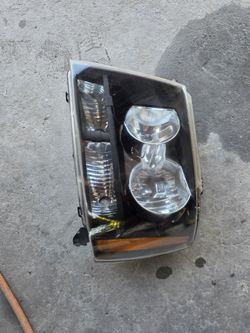 Tahoe Headlight