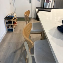 2 Kitchen Counter Chairs